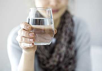 5 Signs Youre Not Drinking Enough Water and How to Fix It?